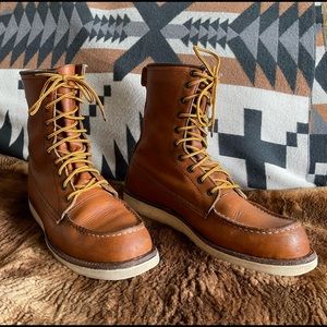 Red Wing boots style 10877 size 8.5 EE